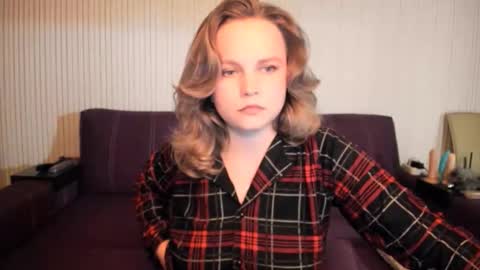 anny_love_you online show from October 3, 2025, 7:11 pm