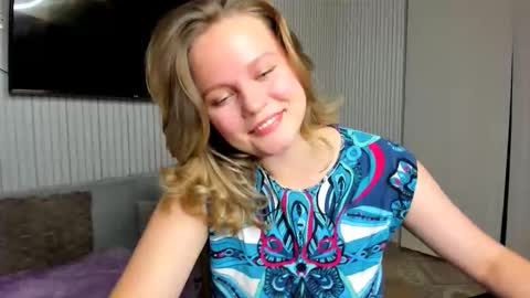 anny_love_you online show from October 18, 2025, 6:41 pm