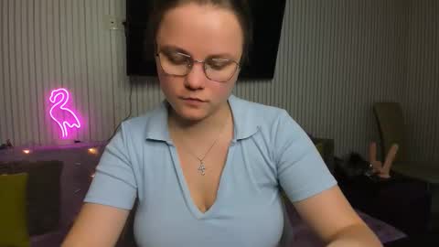 anny_love_you online show from December 3, 2025, 1:09 pm