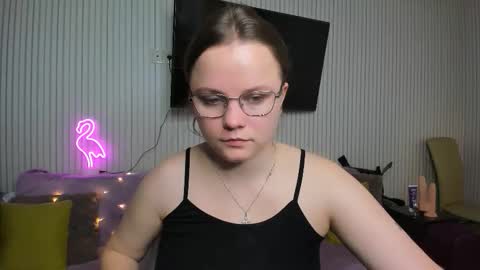 anny_love_you online show from December 4, 2025, 8:56 am