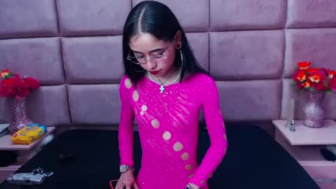 Anny online show from December 17, 2024, 12:54 pm