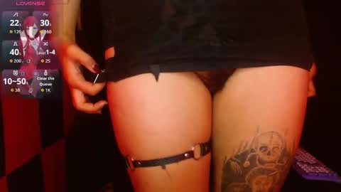 Annie online show from December 16, 2025, 2:05 am