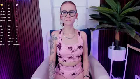 Ana online show from February 21, 2025, 4:16 pm