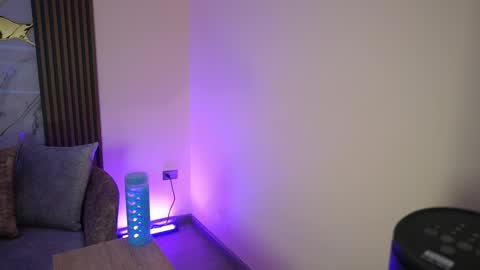 Ana online show from October 13, 2025, 11:32 am