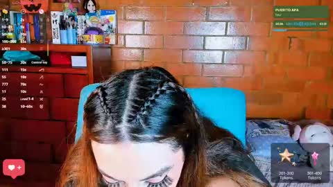 Anny  IG online show from October 25, 2025, 4:42 am