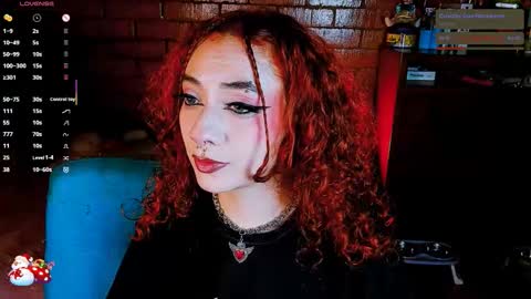 Anny  IG online show from December 17, 2025, 4:51 am