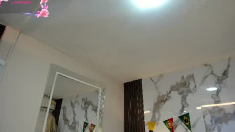 Snapshot of annyhathaway chatting on June 25, 2026, 8:57 pm Anny online show from June 25, 2026, 8:57 pm