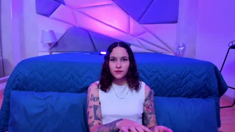 AnnyT online show from January 5, 2025, 9:14 pm