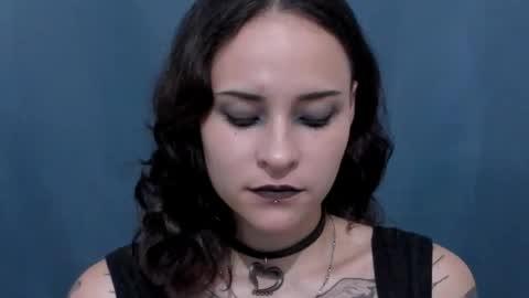 AnnyT online show from April 14, 2026, 6:52 am