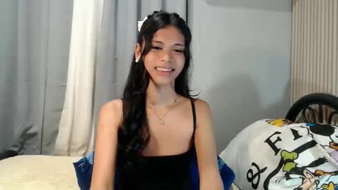 anok_yaii online show from April 21, 2026, 2:51 am