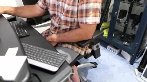 D online show from September 9, 2025, 12:59 pm