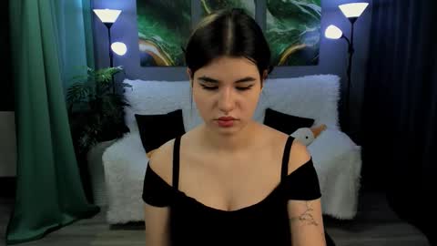 Anora online show from September 18, 2025, 7:10 am