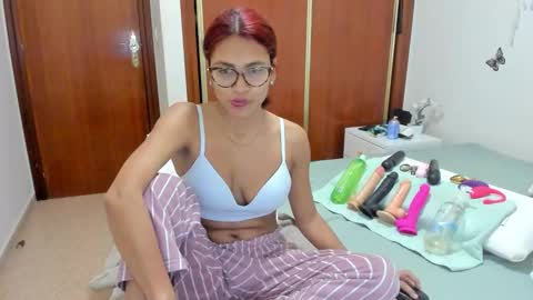 Snapshot of anthonela_hotsex chatting on February 19, 2026, 10:33 am anthonela_hotsex online show from February 19, 2026, 10:33 am