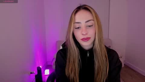 Snapshot of anthonelaa777 chatting on September 18, 2025, 4:47 am Anthonela online show from September 18, 2025, 4:47 am