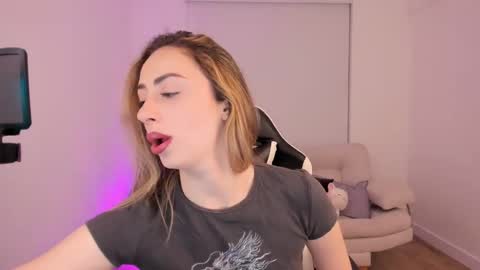 Snapshot of anthonelaa777 chatting on September 20, 2025, 2:56 am Anthonela online show from September 20, 2025, 2:56 am