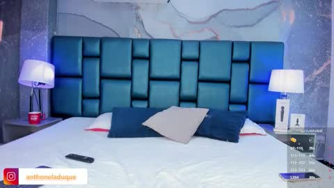 anthonelaDuque online show from November 5, 2025, 12:16 pm