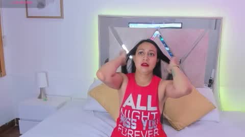 Antonella online show from October 13, 2025, 7:14 pm