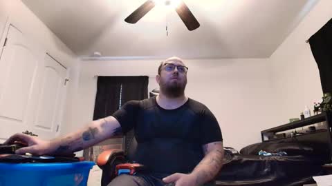 Snapshot of anthonygiacomazzo1 chatting on November 6, 2025, 2:18 pm anthonygiacomazzo1 online show from November 6, 2025, 2:18 pm