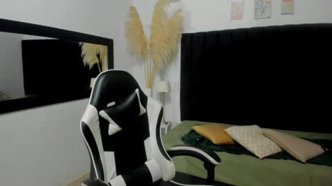       online show from May 17, 2026, 12:19 am