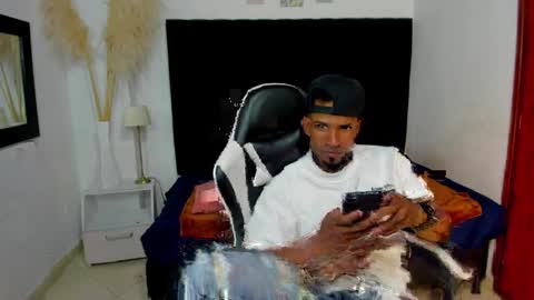       online show from May 23, 2026, 1:33 am