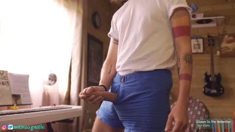 Antinoo Gnothi online show from November 25, 2025, 3:56 pm