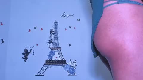 Antonella online show from April 21, 2026, 10:21 am