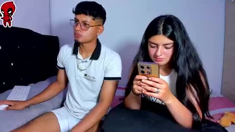 antonela_and_thiago online show from March 5, 2026, 3:13 am