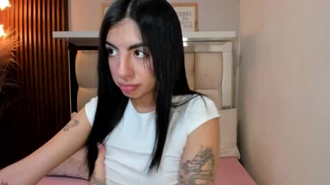 Antonella online show from February 11, 2025, 8:42 pm