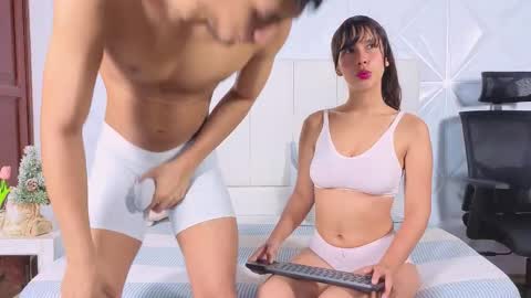 Antonella 20  Axel 23 online show from February 22, 2026, 5:19 am