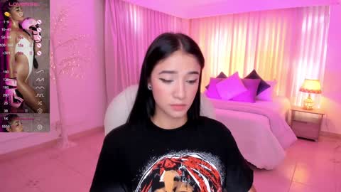  Antonella Grayy  online show from January 20, 2025, 2:03 pm