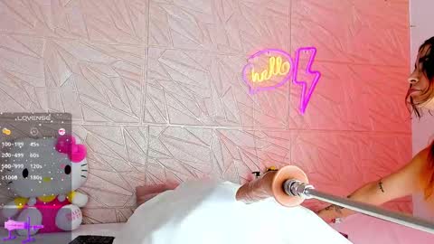 Snapshot of antonella_jae chatting on February 21, 2025, 8:27 pm Anto online show from February 21, 2025, 8:27 pm