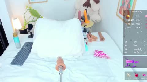 Snapshot of antonella_jae chatting on September 23, 2025, 8:56 pm Anto online show from September 23, 2025, 8:56 pm