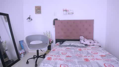 antonella online show from September 9, 2025, 10:09 pm