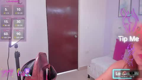 Snapshot of antonella_moon7 chatting on July 31, 2026, 5:01 pm Antonella Moon 7 online show from July 31, 2026, 5:01 pm