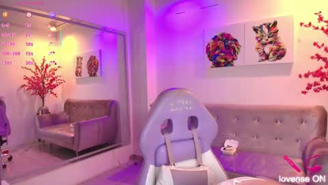 Snapshot of antonella_wiild chatting on May 16, 2026, 3:58 am Antonella online show from May 16, 2026, 3:58 am