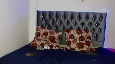 AntonellaAndNoah online show from March 3, 2025, 10:42 pm