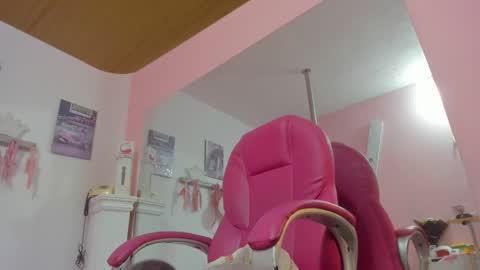 ANTONELLA online show from March 6, 2025, 1:35 pm