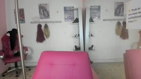 Snapshot of antonellakling_ chatting on July 29, 2026, 1:09 pm ANTONELLA online show from July 29, 2026, 1:09 pm