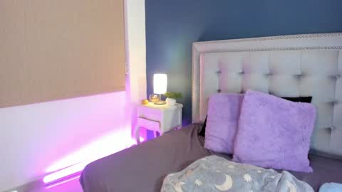 Sarah online show from January 12, 2025, 11:15 pm