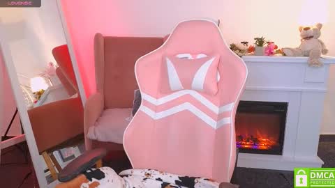 antonia_ferrero online show from September 21, 2025, 6:15 am