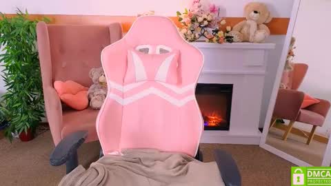 antonia_ferrero online show from November 14, 2025, 12:15 pm