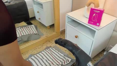 Snapshot of antoniaross chatting on February 6, 2026, 1:36 pm Antonia online show from February 6, 2026, 1:36 pm