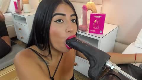 Snapshot of antoniaross chatting on March 13, 2026, 2:34 pm Antonia online show from March 13, 2026, 2:34 pm