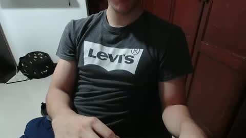 antonio_ricci online show from October 28, 2025, 2:37 am