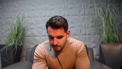 HI My name is Antonio online show from December 7, 2024, 8:16 pm