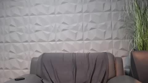 HI My name is Antonio online show from December 13, 2024, 11:17 pm