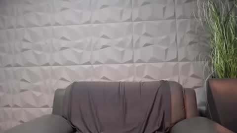 HI My name is Antonio online show from December 14, 2024, 11:12 pm