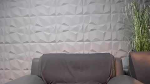 HI My name is Antonio online show from December 15, 2024, 11:09 pm