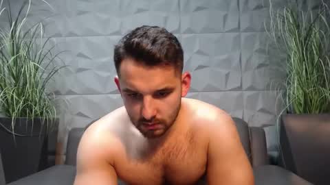 HI My name is Antonio online show from December 17, 2024, 9:05 pm