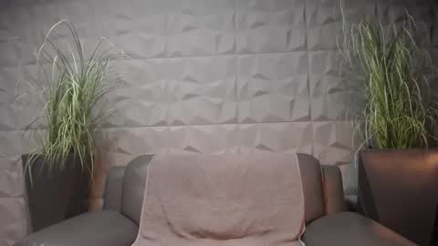 HI My name is Antonio online show from December 22, 2024, 11:20 pm